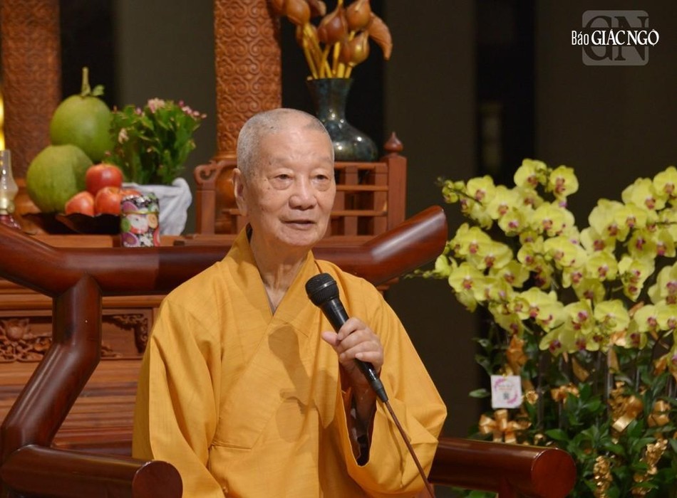 Đức Pháp chủ huấn thị chư Tăng Ni