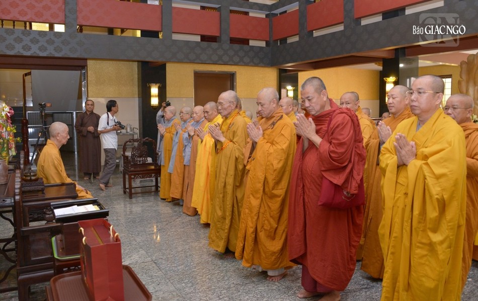 Phái đoàn Ban Trị sự các tỉnh Bà Rịa - Vũng Tàu, Bình Dương, Bạc Liêu; Phân ban Ni giới Trung ương và Phân ban Ni giới TP.HCM khánh tuế Đức Pháp chủ GHPGVN Phái đoàn Ban Trị sự các tỉnh Bà Rịa - Vũng Tàu, Bình Dương, Bạc Liêu; Phân ban Ni giới Trung ương và Phân ban Ni giới TP.HCM khánh tuế Đức Pháp chủ GHPGVN