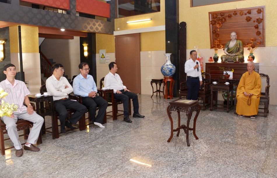 Ông Nguyễn Hữu Hiệp phát biểu tại buổi thăm Ông Nguyễn Hữu Hiệp phát biểu tại buổi thăm