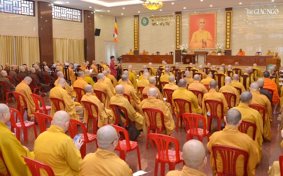 Quang cảnh phiên họp mở rộng tại Việt Nam Quốc Tự