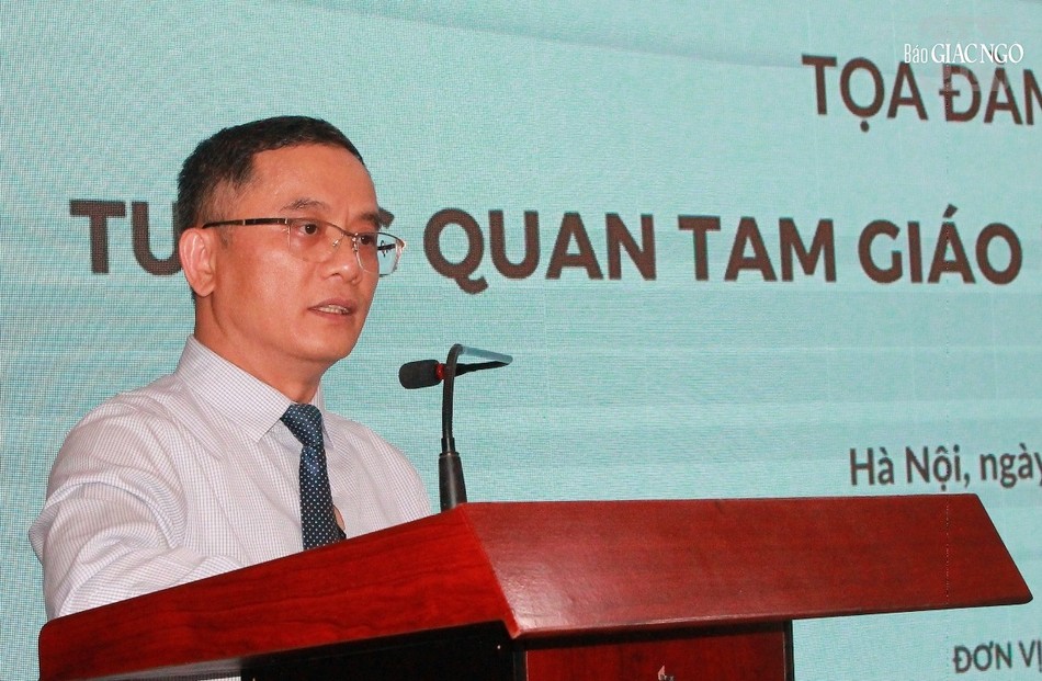 PGS.TS.Nguyễn Tiến Vinh phát biểu khai mạc PGS.TS.Nguyễn Tiến Vinh phát biểu khai mạc