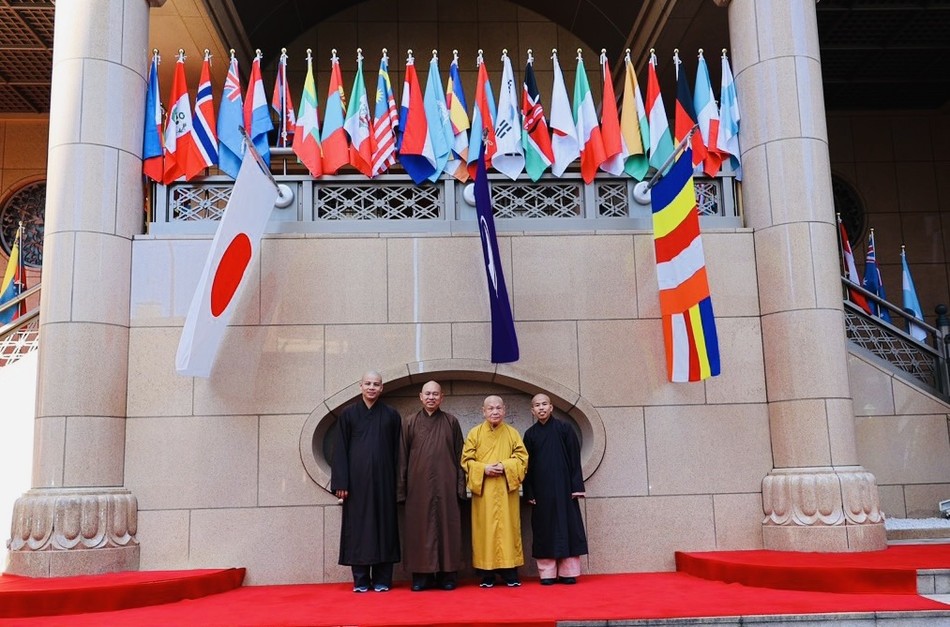 WBS được Hòa thượng Kyuse Enshinjoh thành lập đến nay đã qua 25 năm WBS được Hòa thượng Kyuse Enshinjoh thành lập đến nay đã qua 25 năm