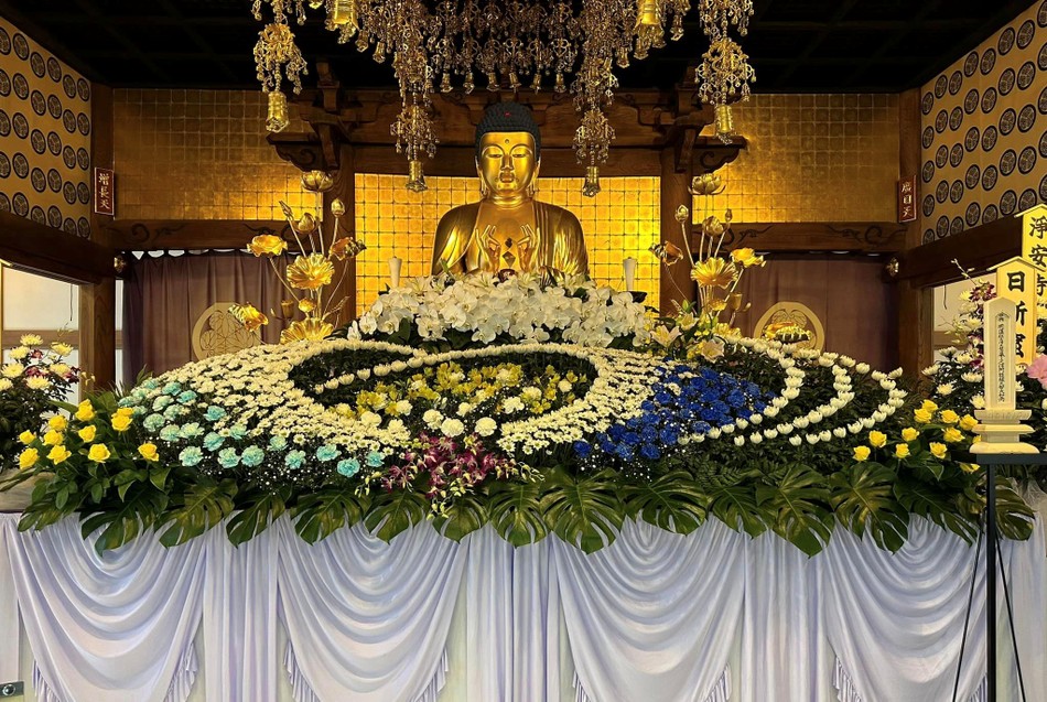 Chánh điện chùa Tịnh An