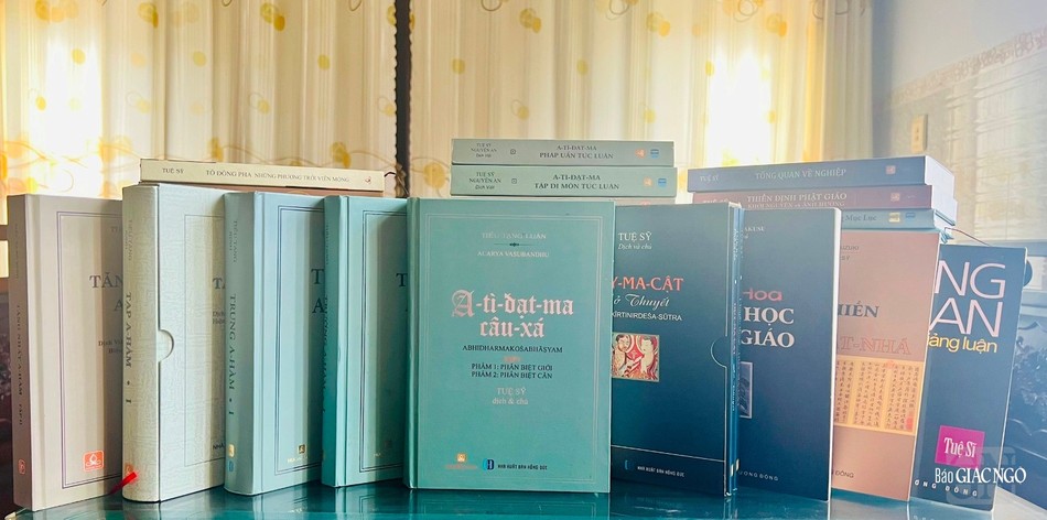 Gần 30 tác phẩm, công trình của Hòa thượng Tuệ Sỹ được xuất bản, tái bản nhiều lần trong nước Gần 30 tác phẩm, công trình của Hòa thượng Tuệ Sỹ được xuất bản, tái bản nhiều lần trong nước