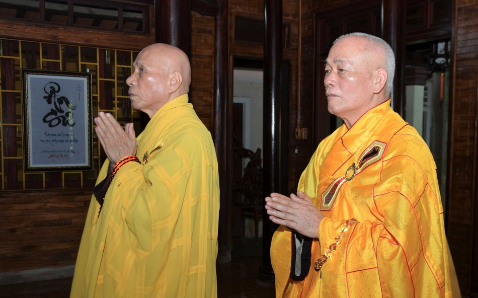 Chư vị giáo phẩm quang lâm tưởng niệm Chư vị giáo phẩm quang lâm tưởng niệm