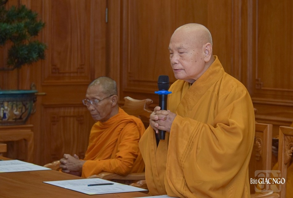 Trưởng lão Hòa thượng Thích Thiện Nhơn, Chủ tịch Hội đồng Trị sự kiêm Trưởng ban Tăng sự T.Ư giải trình một số vấn đề liên quan Tăng sự, tổ chức Đại giới đàn trên toàn quốc Trưởng lão Hòa thượng Thích Thiện Nhơn, Chủ tịch Hội đồng Trị sự kiêm Trưởng ban Tăng sự T.Ư giải trình một số vấn đề liên quan Tăng sự, tổ chức Đại giới đàn trên toàn quốc