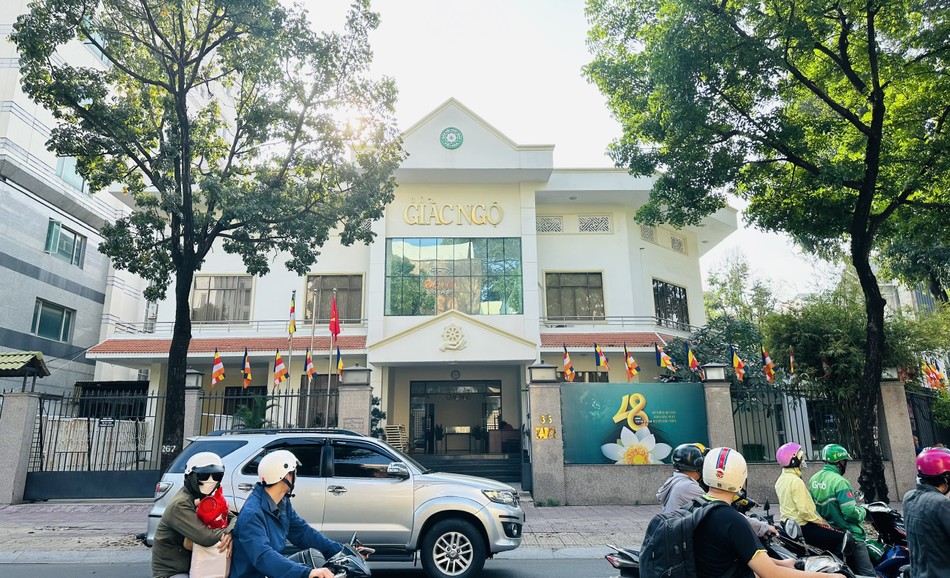 Trụ sở tòa soạn Báo Giác Ngộ tọa lạc tại số 85 Nguyễn Đình Chiểu, Q.3, TP.HCM, từ năm 1975 cho tới nay