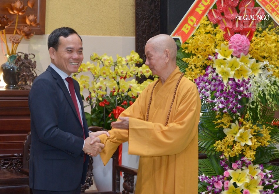 Hoan hỷ trong dịp Đại lễ Phật đản