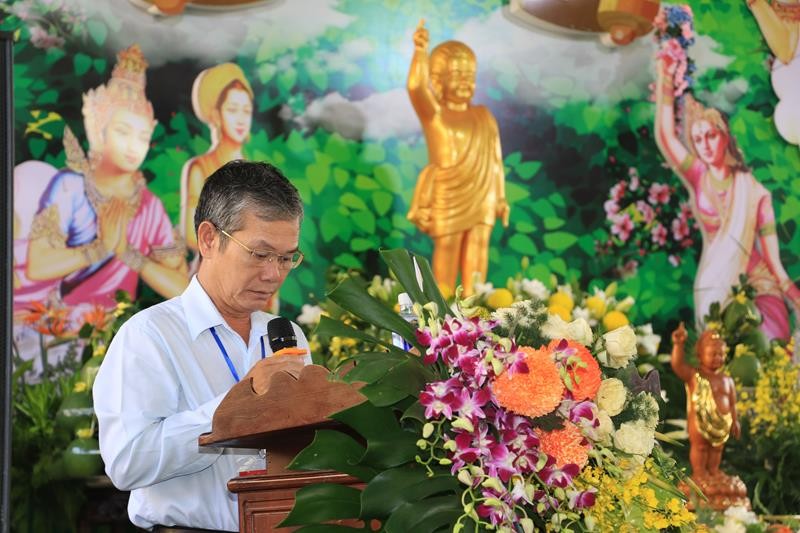 Ông Đinh Văn Dũng, Ủy viên Ban Thường vụ Tỉnh ủy, Chủ tịch Ủy ban MTTQVN tỉnh Đồng Tháp phát biểu tại buổi lễ