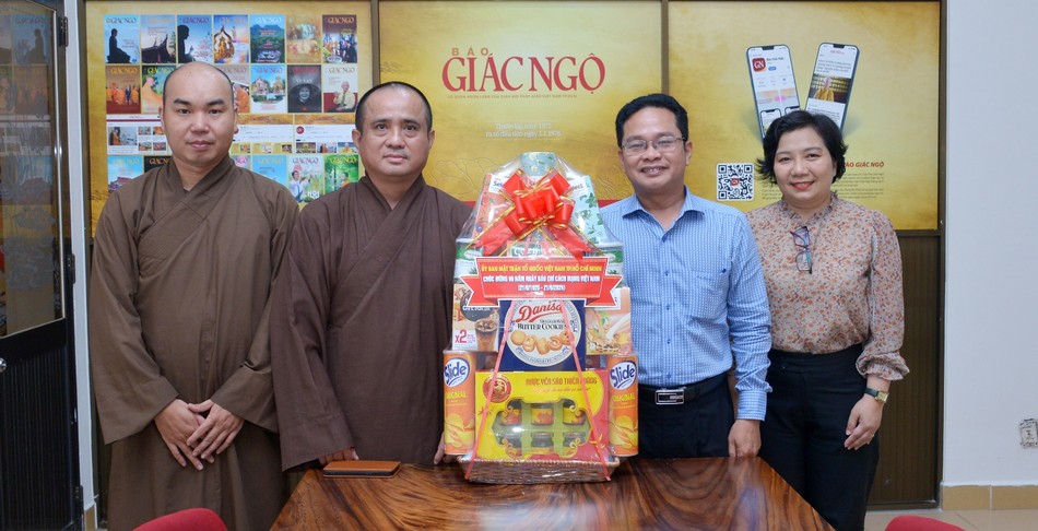 Đoàn Ủy ban MTTQVN TP.HCM chúc mừng kỷ niệm 99 năm Ngày Báo chí Việt Nam 21-6 đến Báo Giác Ngộ Đoàn Ủy ban MTTQVN TP.HCM chúc mừng kỷ niệm 99 năm Ngày Báo chí Việt Nam 21-6 đến Báo Giác Ngộ