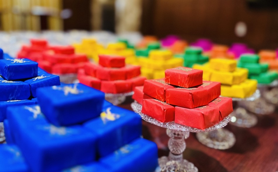 Vật phẩm cúng dường được chuẩn bị chu đáo Vật phẩm cúng dường được chuẩn bị chu đáo