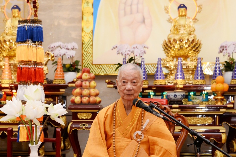 Đức Pháp chủ huấn thị đầu năm cho Tăng Ni, Phật tử Đức Pháp chủ huấn thị đầu năm cho Tăng Ni, Phật tử