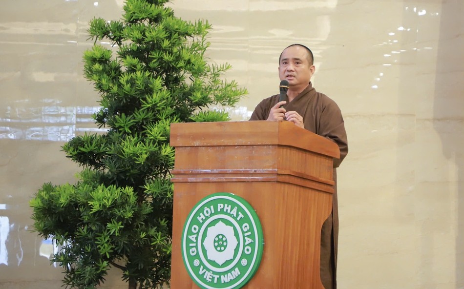 Thượng tọa Thích Tâm Hải chia sẻ vai trò của tình nguyện viên trong công tác điều phối chụp ảnh lưu niệm cho hàng nghìn đại biểu - khách mời quốc tế tham dự Đại lễ Vesak Liên Hiệp Quốc 2025 Thượng tọa Thích Tâm Hải chia sẻ vai trò của tình nguyện viên trong công tác điều phối chụp ảnh lưu niệm cho hàng nghìn đại biểu - khách mời quốc tế tham dự Đại lễ Vesak Liên Hiệp Quốc 2025