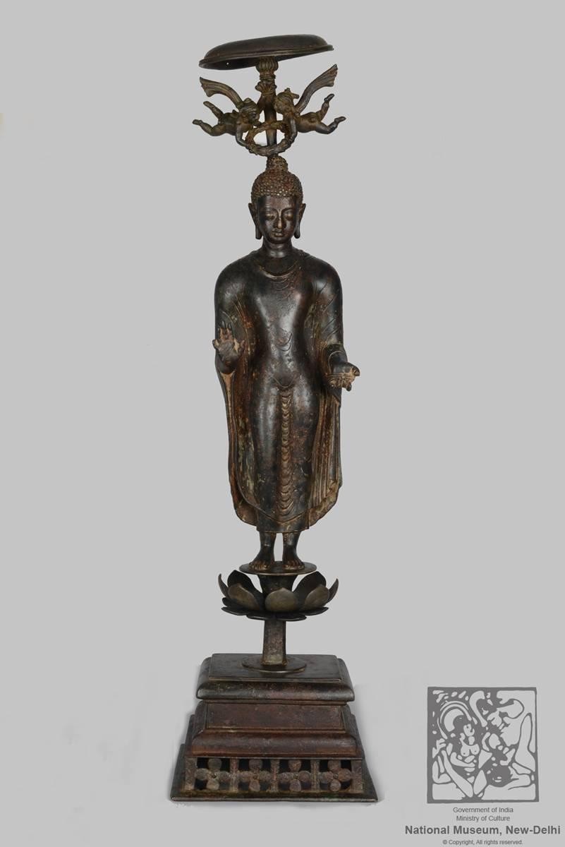 Nhiều tượng cổ tại Viện Bảo tàng Quốc gia (New Delhi) và Bảo tàng Ấn Độ (Kolkata) trong không gian triển lãm Nhiều tượng cổ tại Viện Bảo tàng Quốc gia (New Delhi) và Bảo tàng Ấn Độ (Kolkata) trong không gian triển lãm