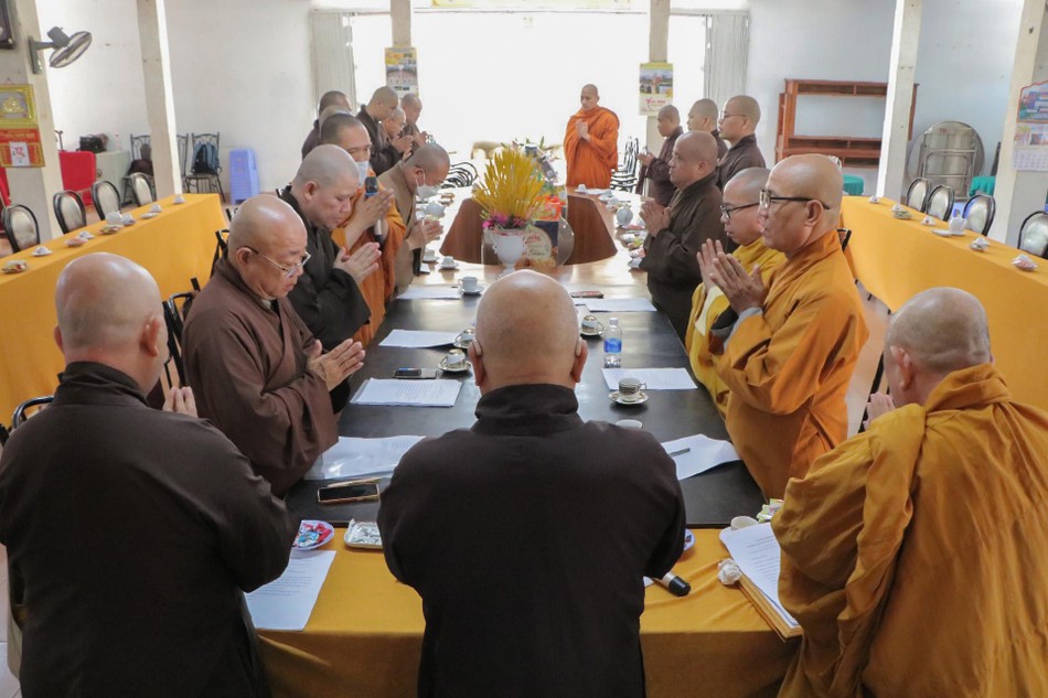 Quang cảnh buổi họp