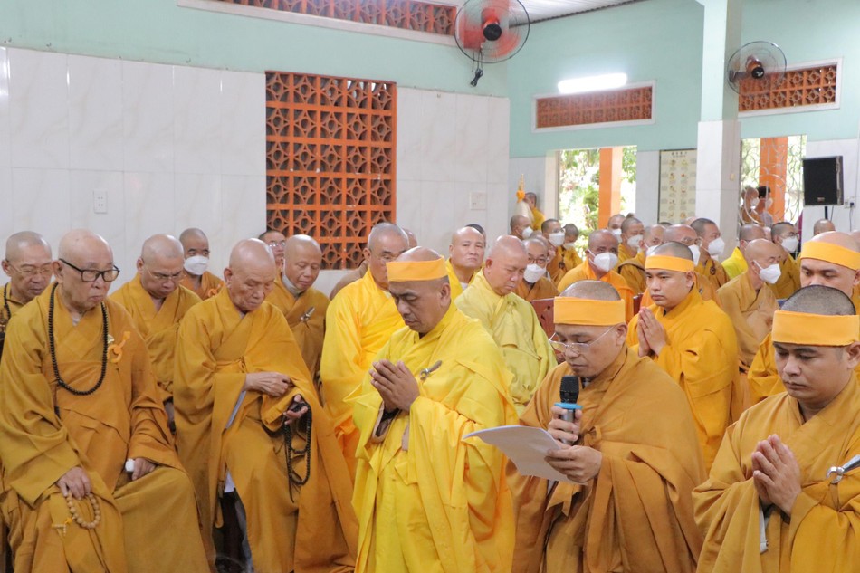 Đại đức Thích An Hòa kính dâng lời hoài niệm đến ân sư Đại đức Thích An Hòa kính dâng lời hoài niệm đến ân sư
