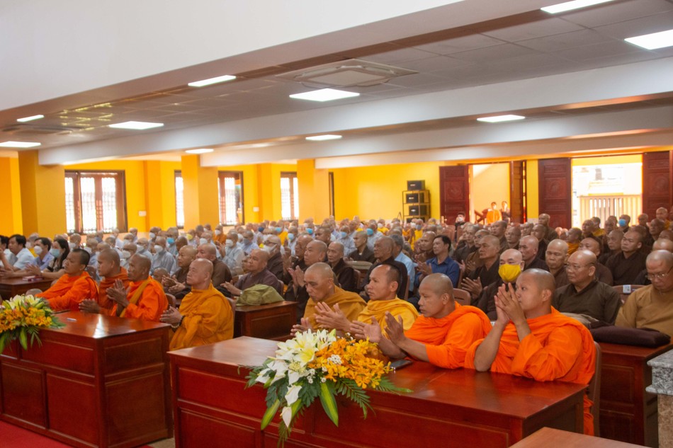 Tăng Ni trụ trì các tự viện tham dự Tăng Ni trụ trì các tự viện tham dự