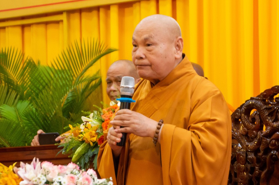 Hòa thượng Thích Thiện Nhơn ban đạo từ Hòa thượng Thích Thiện Nhơn ban đạo từ