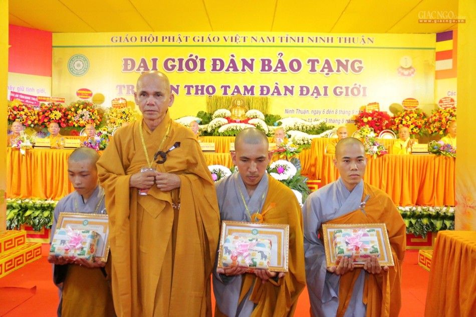 Giới tử thủ khoa, á khoa đàn Sa-di