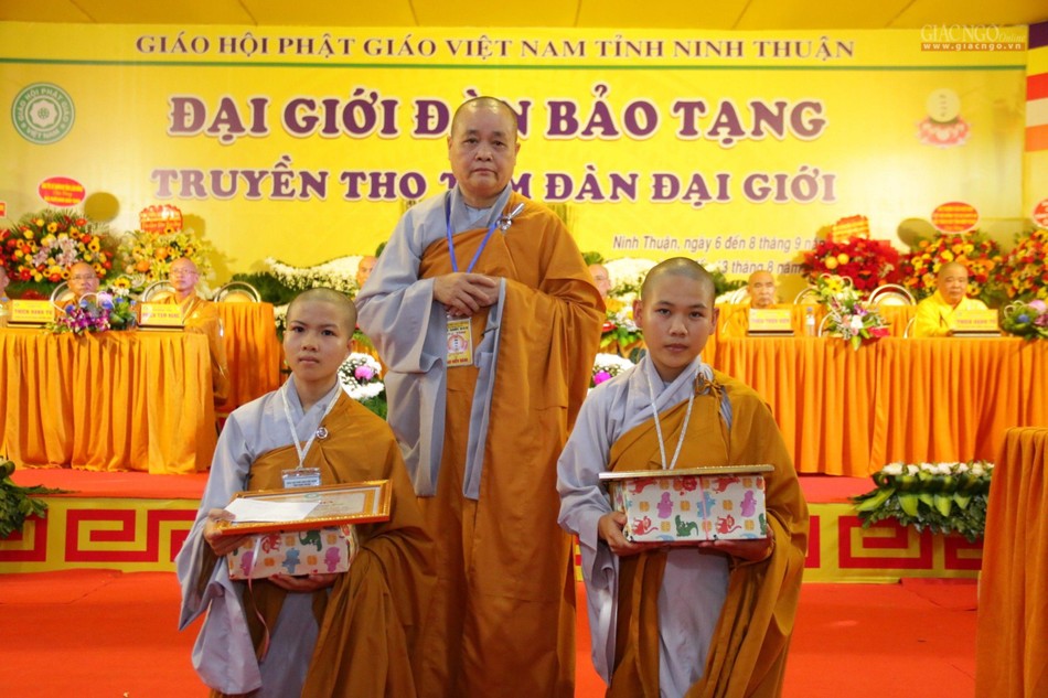 Giới tử thủ khoa, á khoa đàn Sa-di-ni