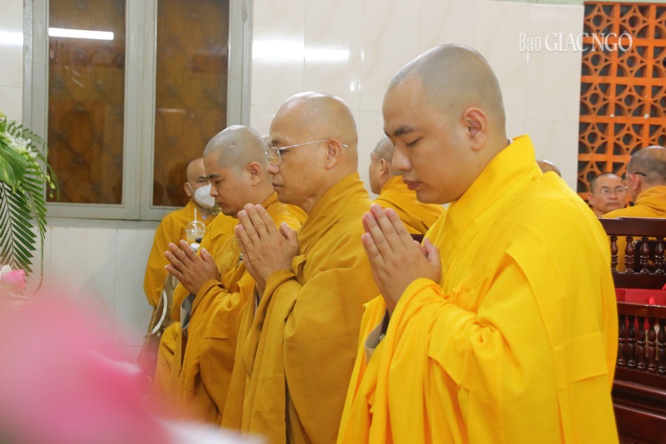 Tăng chúng chùa Châu Hưng Tăng chúng chùa Châu Hưng