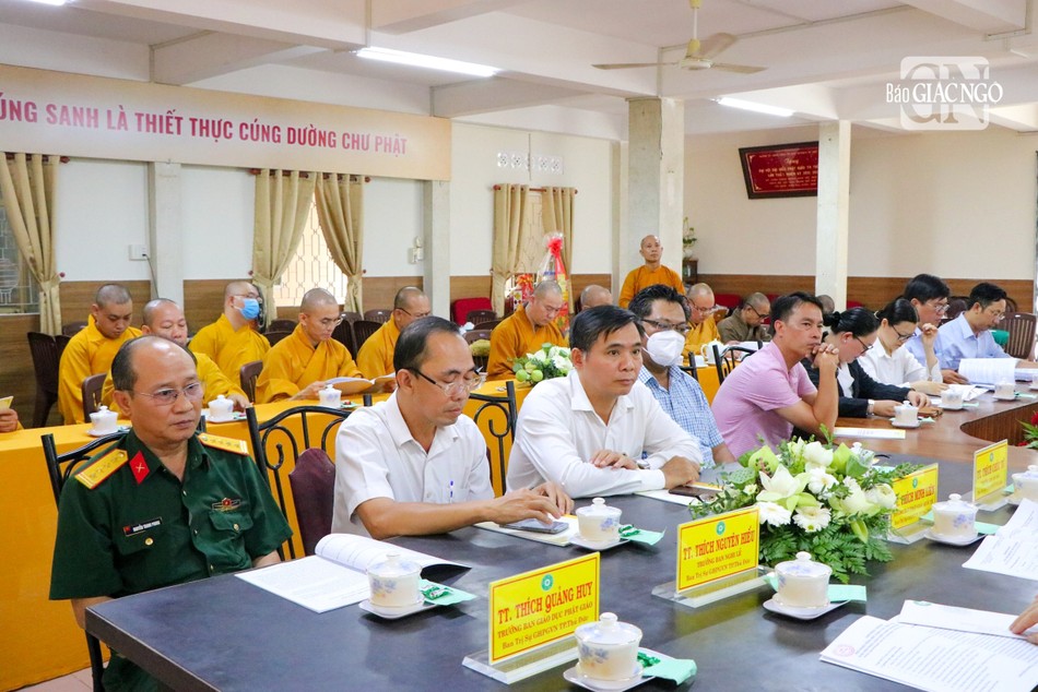 Đại diện lãnh đạo chính quyền TP.Thủ Đức và phường sở tại Đại diện lãnh đạo chính quyền TP.Thủ Đức và phường sở tại