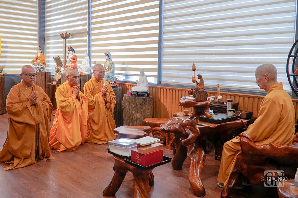 Chư Hòa thượng khánh tuế Đức Pháp chủ Chư Hòa thượng khánh tuế Đức Pháp chủ