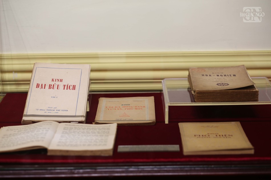 Một vài bộ kinh, sách do Đại lão Hòa thượng dịch thuật và biên soạn