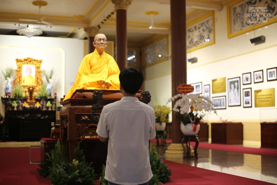 Một lòng thành kính quy ngưỡng bậc Thầy cao cả, vị hành giả một đời xiển dương pháp môn Tịnh độ