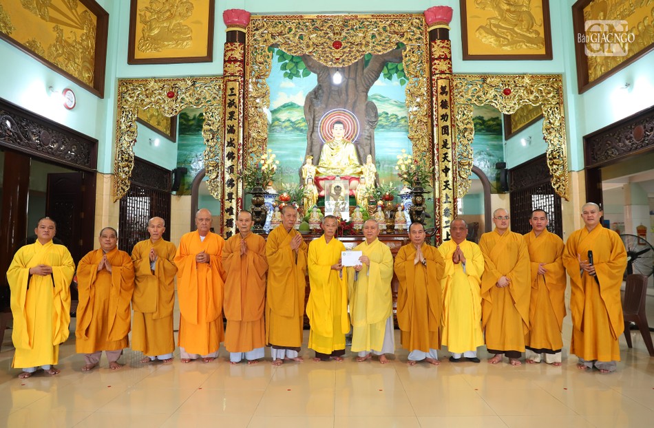 Ban Chức sự trường hạ chùa Từ Quang đón tiếp phái đoàn Ban Trị sự GHPGVN TP.Thủ Đức Ban Chức sự trường hạ chùa Từ Quang đón tiếp phái đoàn Ban Trị sự GHPGVN TP.Thủ Đức