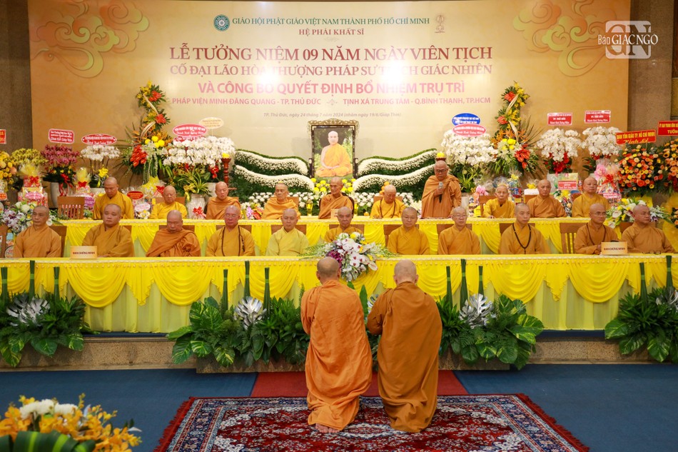 Hòa thượng Thích Giác Toàn ban huấn từ