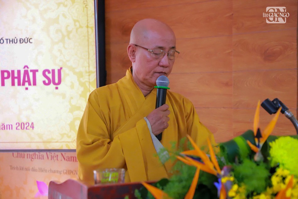Hòa thượng Thích Minh Truyền, Phó ban Trị sự GHPGVN TP.Thủ Đức phát biểu khai mạc Hòa thượng Thích Minh Truyền, Phó ban Trị sự GHPGVN TP.Thủ Đức phát biểu khai mạc