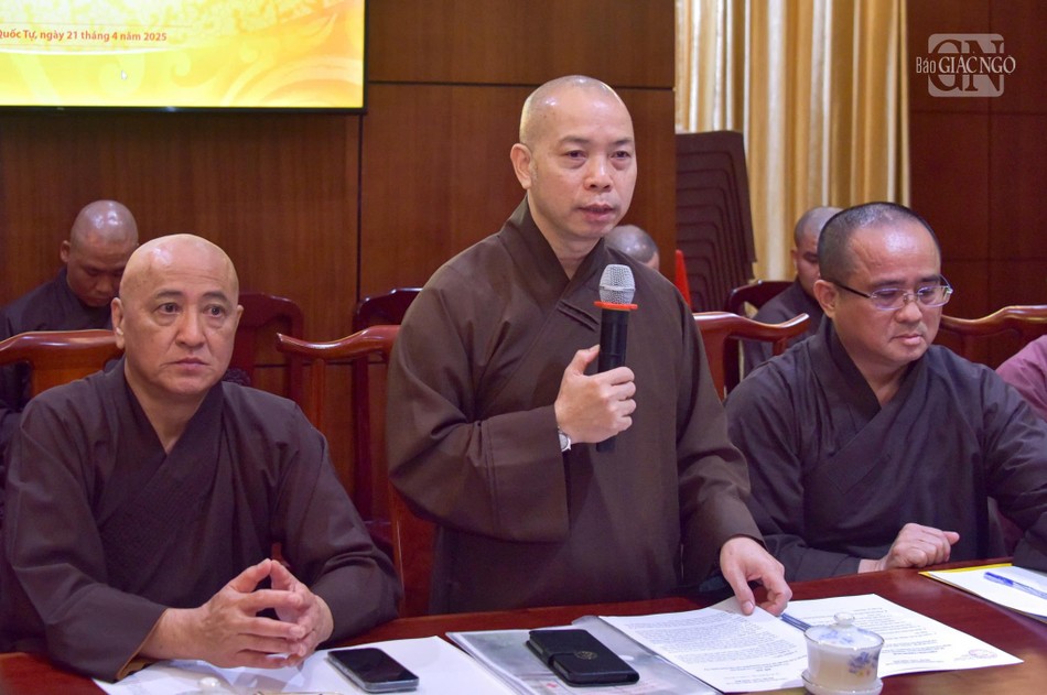 Thượng tọa Thích Quang Thạnh, Phó Trưởng ban Trị sự kiêm Trưởng ban Giáo dục Phật giáo TP.HCM, Trưởng ban Điều phối tình nguyện viên Đại lễ Vesak