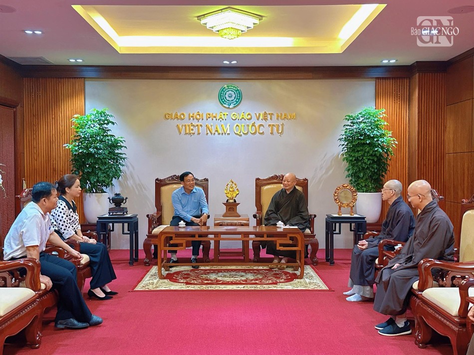 Quang cảnh buổi gặp mặt Quang cảnh buổi gặp mặt