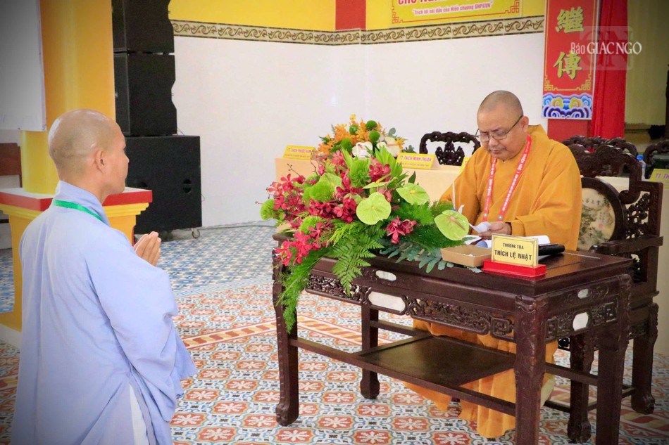 Chư tôn đức Ban Giám khảo khảo hạch giới tử