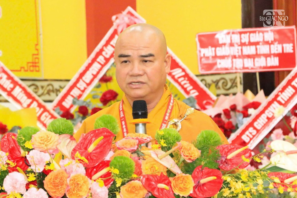 Thượng tọa Thích Tĩnh Triệt phát biểu khai mạc Thượng tọa Thích Tĩnh Triệt phát biểu khai mạc