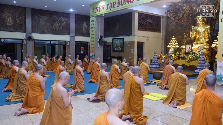 Trường hạ pháp viện Minh Đăng Quang dành cho chư Tăng hệ phái Khất sĩ