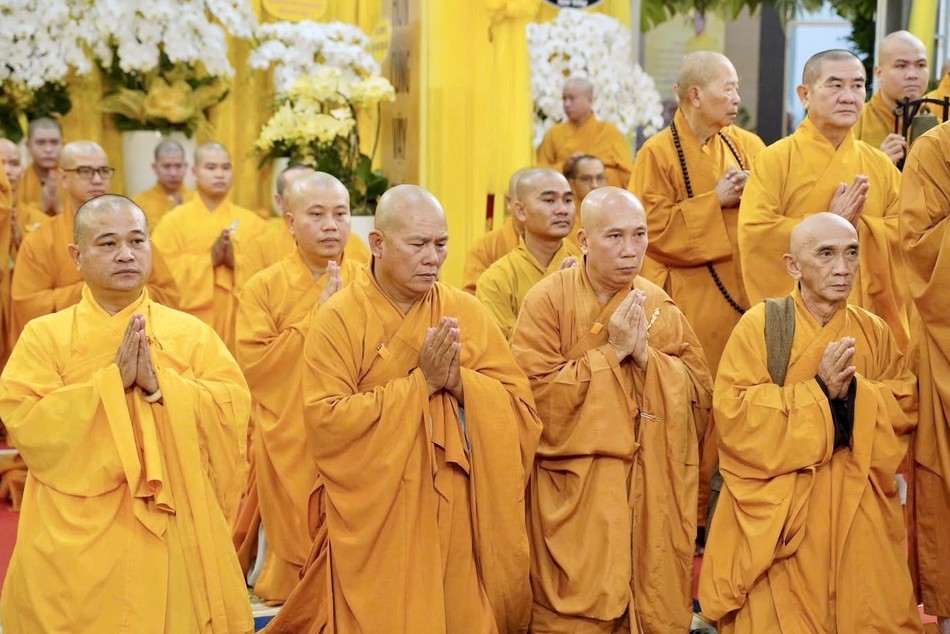 Tang lễ Trưởng lão Hòa thượng Thích Từ Thông được tổ chức tại Trường Trung cấp Phật học TP.HCM (P.Phước Long) - Ảnh: Trường TCPH TP.HCM Tang lễ Trưởng lão Hòa thượng Thích Từ Thông được tổ chức tại Trường Trung cấp Phật học TP.HCM (P.Phước Long) - Ảnh: Trường TCPH TP.HCM