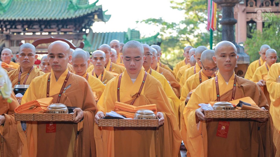 Đàn giới Tỳ-kheo theo từng chúng 3 vị