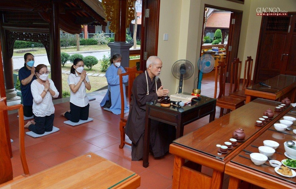 Được thực hiện các nghi thức tâm linh chu đáo cho thân nhân quá cố là ước nguyện của rất nhiều gia đình trong thời gian qua Được thực hiện các nghi thức tâm linh chu đáo cho thân nhân quá cố là ước nguyện của rất nhiều gia đình trong thời gian qua