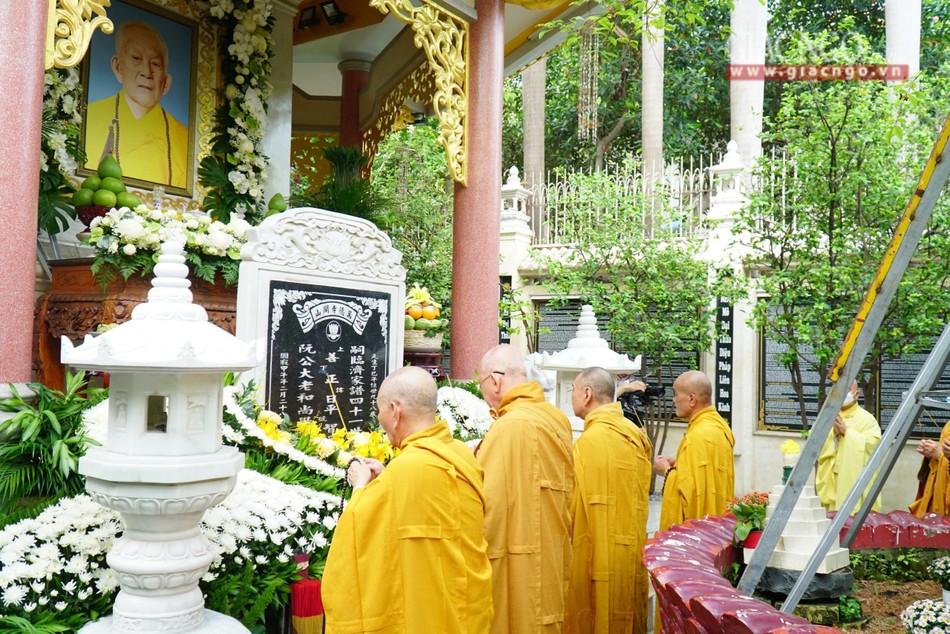 Tưởng nhớ công hạnh bậc cao Tăng của Phật giáo Việt Nam thời hiện đại... Tưởng nhớ công hạnh bậc cao Tăng của Phật giáo Việt Nam thời hiện đại...