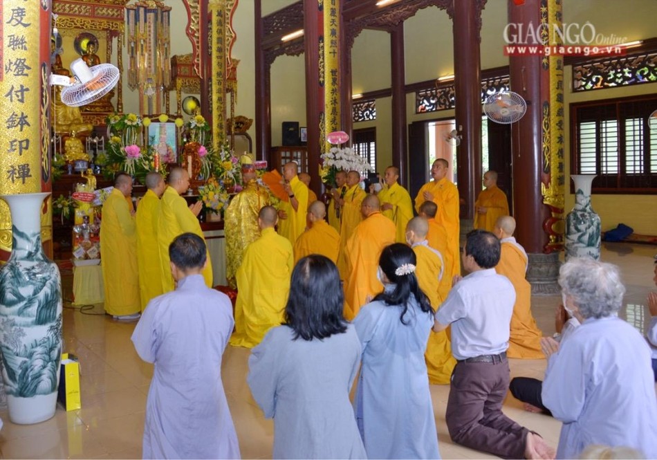 Kính nhớ một bậc thầy mô phạm, nghiêm cẩn Kính nhớ một bậc thầy mô phạm, nghiêm cẩn