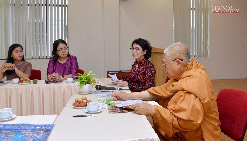 Buổi thăm và chúc mừng của lãnh đạo Thành phố diễn ra trong không khí thân tình