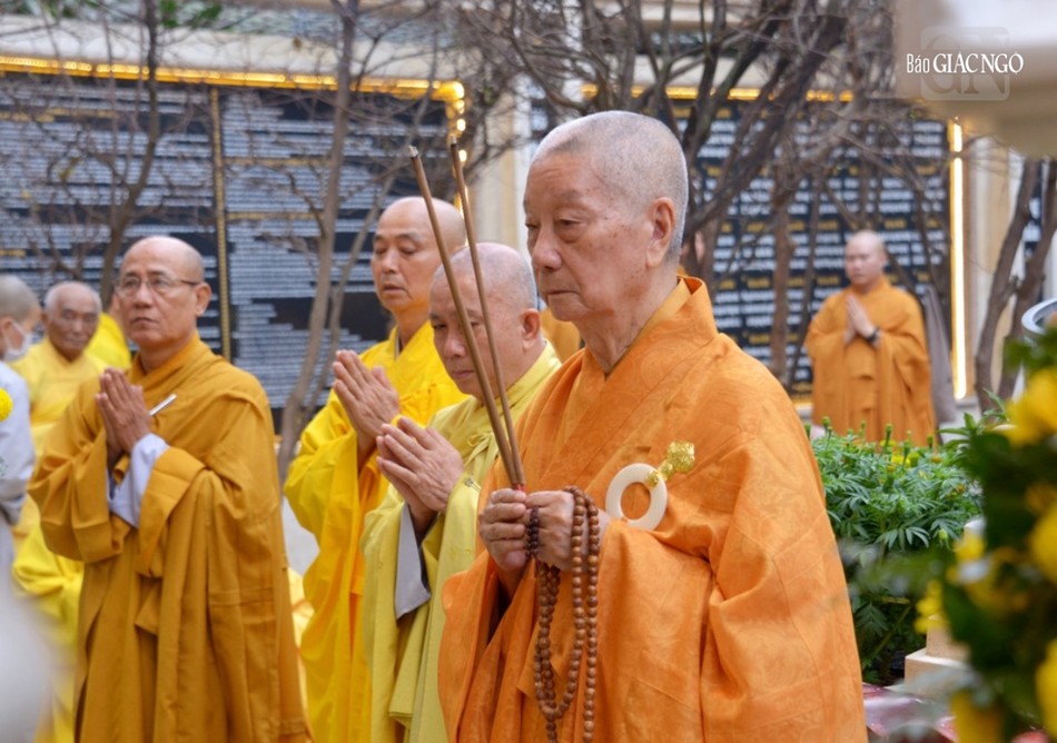 Tri ân công đức vị giáo phẩm gắn bó với sự hình thành và phát triển của Giáo hội Tri ân công đức vị giáo phẩm gắn bó với sự hình thành và phát triển của Giáo hội