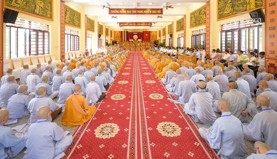 Đại giới đàn Tâm Hoàn Phật lịch 2567 là năm thứ X Đại giới đàn Tâm Hoàn Phật lịch 2567 là năm thứ X