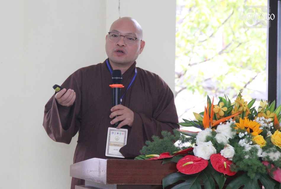 Các tham luận mang tính chất tiêu biểu cho các nhóm chủ đề theo yêu cầu của Ban Tổ chức Các tham luận mang tính chất tiêu biểu cho các nhóm chủ đề theo yêu cầu của Ban Tổ chức