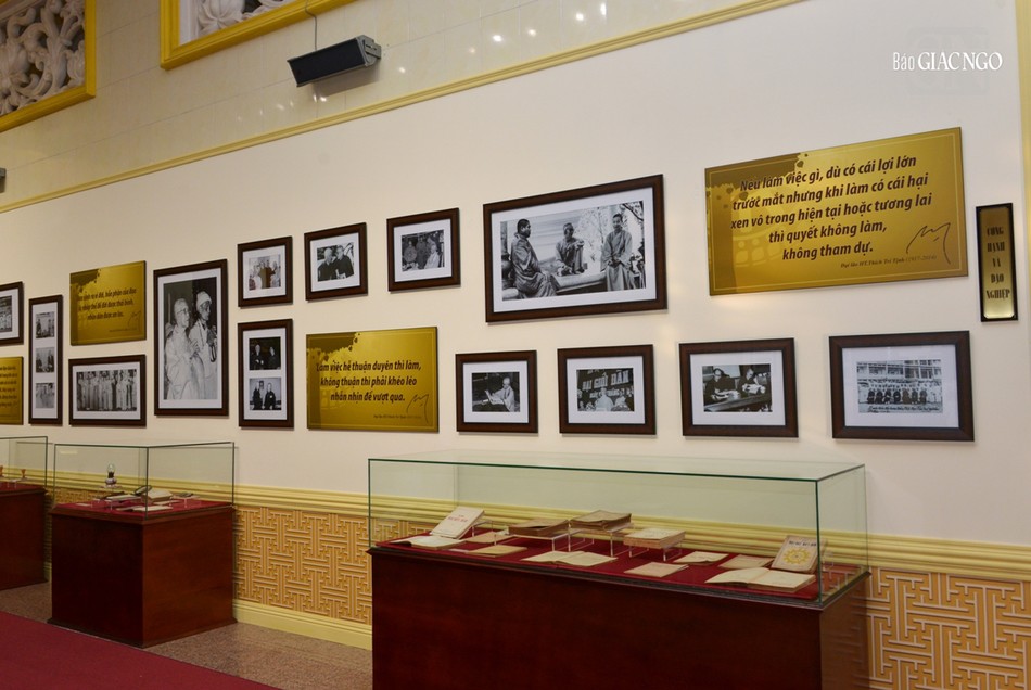 Hình ảnh về cuộc đời và đạo nghiệp của Đại lão Hòa thượng Thích Trí Tịnh