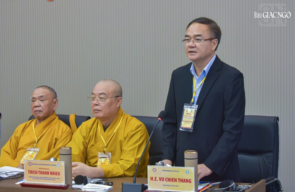 Thứ trưởng Bộ Nội vụ Vũ Chiến Thắng phát biểu Thứ trưởng Bộ Nội vụ Vũ Chiến Thắng phát biểu