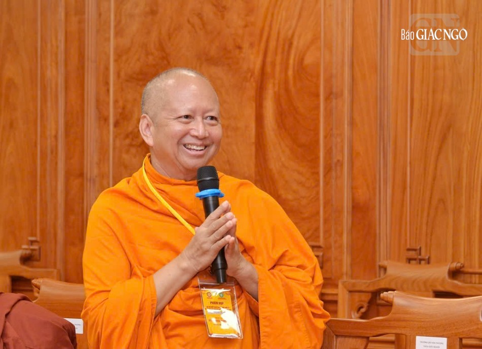 Hòa thượng GS.TS Phra Brahmapundit, Thành viên Hội đồng Tăng-già tối cao Vương quốc Thái Lan, Chủ tịch ICDV bày tỏ niềm hoan hỷ được diện kiến Đức Pháp chủ GHPGVN Hòa thượng GS.TS Phra Brahmapundit, Thành viên Hội đồng Tăng-già tối cao Vương quốc Thái Lan, Chủ tịch ICDV bày tỏ niềm hoan hỷ được diện kiến Đức Pháp chủ GHPGVN