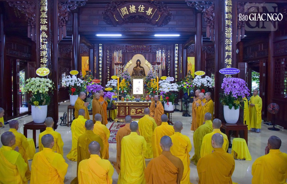 Đại lão Hòa thượng Thích Trí Quảng chia sẻ về công hạnh của chư vị tiền bối với chư Tăng Quảng Hương Già Lam